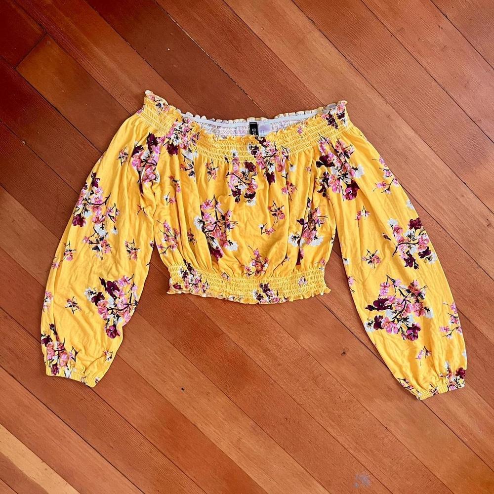 H&M Yellow Cherry Blossom Off The Shoulder Bell Sleeved Crop Top, Size Medium